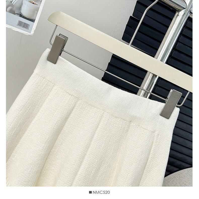 MIU Style 2025 Fall/Winter Knit Pleated A-Line Mini Skirt - Versatile and Slimming