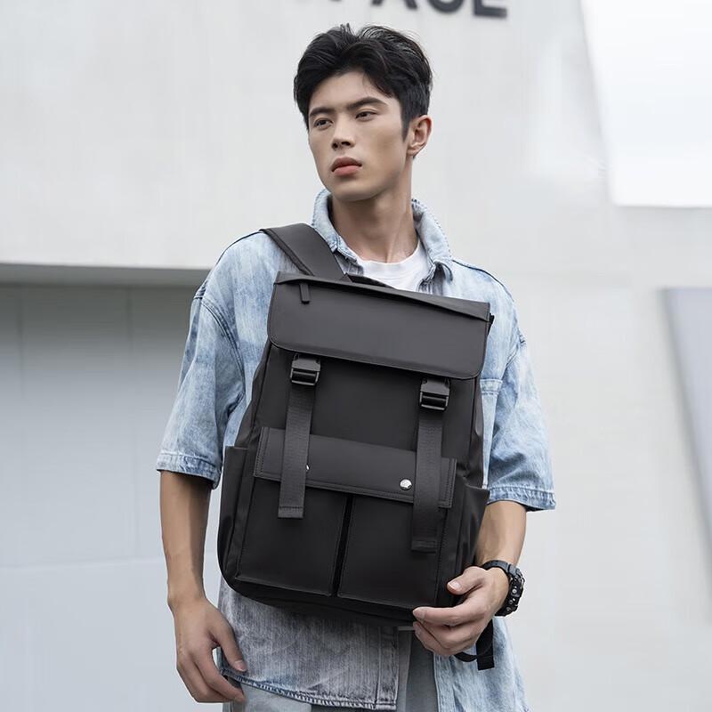 

Yi Mai Men s Large Capacity Backpack