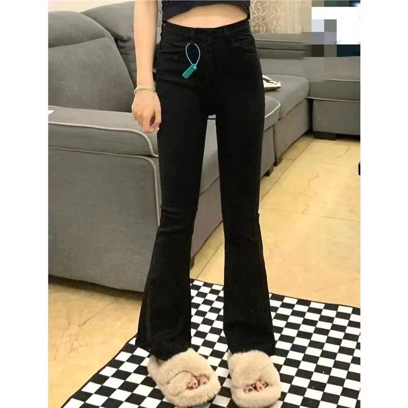 

High-Waisted Black Micro-Flare Stretch Jeans for Women: New Spring/Autumn Slimming Style, Ideal for Pear-Shaped Figures, Student-Friendly. Medium