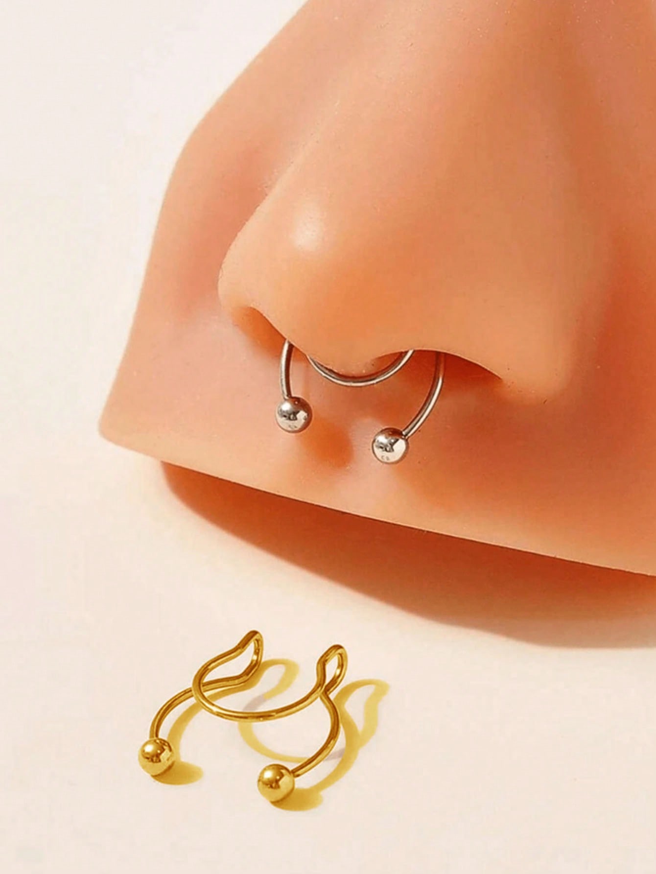 

1pc Non-Piercing Fake Nose Ring, Adjustable Stainless Steel Septum Clip, Silver Body Jewelry срібний