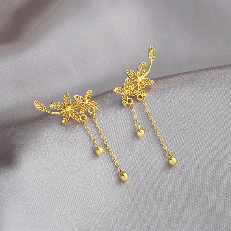 

Leaf Tassel Golden Ear Studs Fashionable Earrings Exquisite and Simple Light Luxury and Versatile Earrings Jewelry Accessories