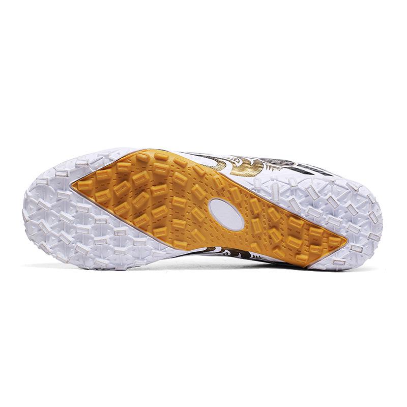 Unisex Non-Slip Wear-Resistant Youth Football Training Shoes with Long Multi-Studs