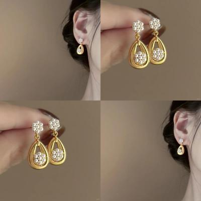 Retro Diamond-set Pearl Water Drop Pendant Earrings Light Luxury High-end Earrings Fashion Temperament Earrings Women