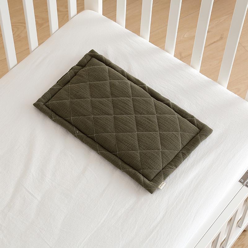 "Novorozenecká bavlněná gázová přikrývka - použití ve čtyřech ročních obdobích"