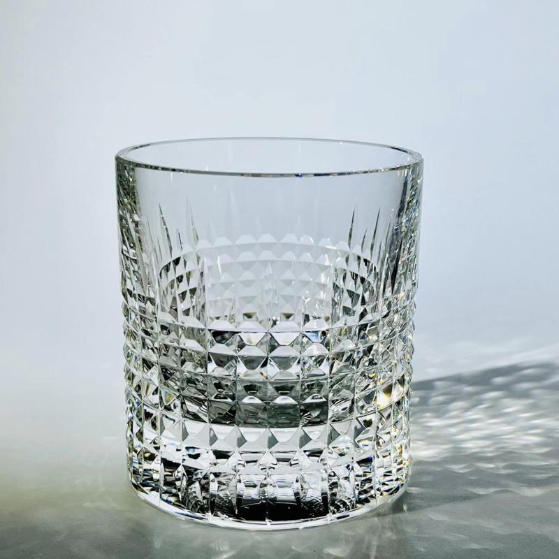 

Ancient Castle High End Whiskey Glass Crystal Wine Glasses Hand Cut K9 Rock Tumbler Brandy Chivas XO Whisky Cup 230ml Gift Box 230ml