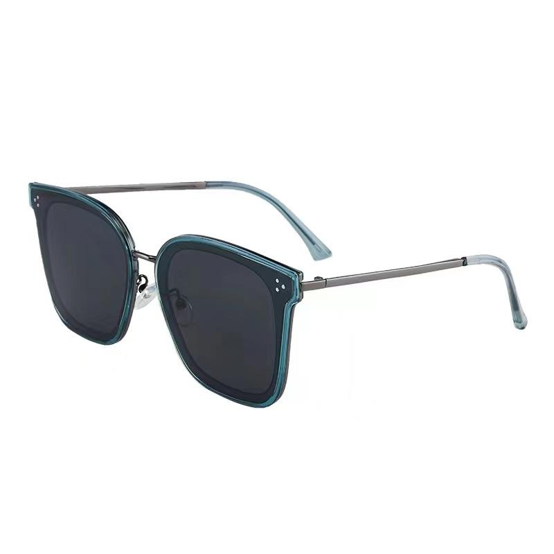 New Korean Style Big Size Anti Glare Sunglasses for Men Women UV Protection Travel Sun Glasses