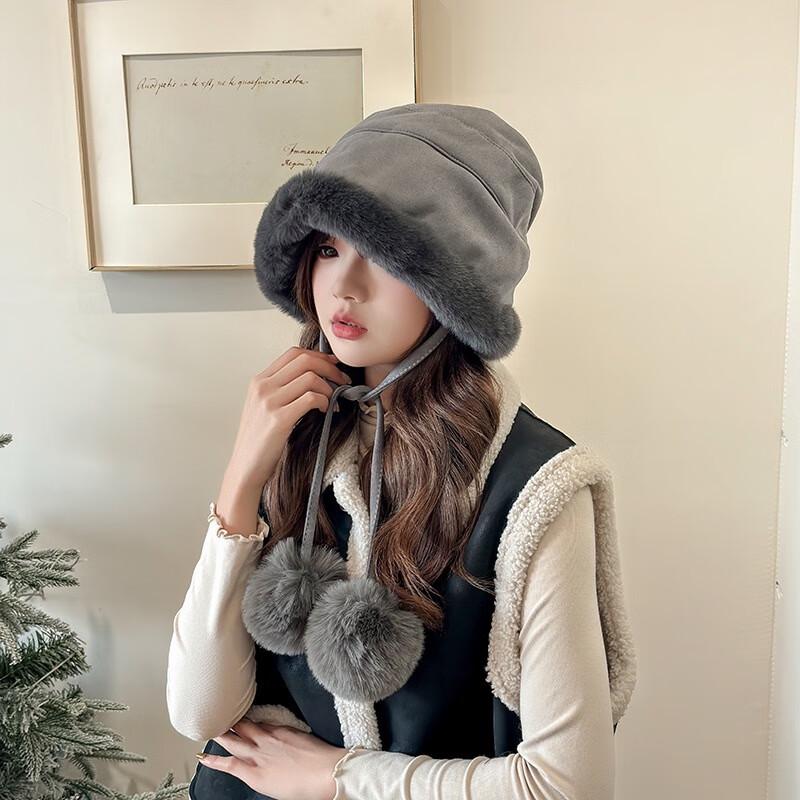 

Plush Knit Winter Hat