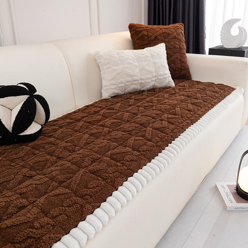 

1 шт. Мягкая стеганая подушка для дивана, Утолщенный полиэстеровый чехол для дивана для тепла осенью и зимой, Домашнее украшение, Подходит для 2-, 3- или 4-местных диванов. 70*70cm