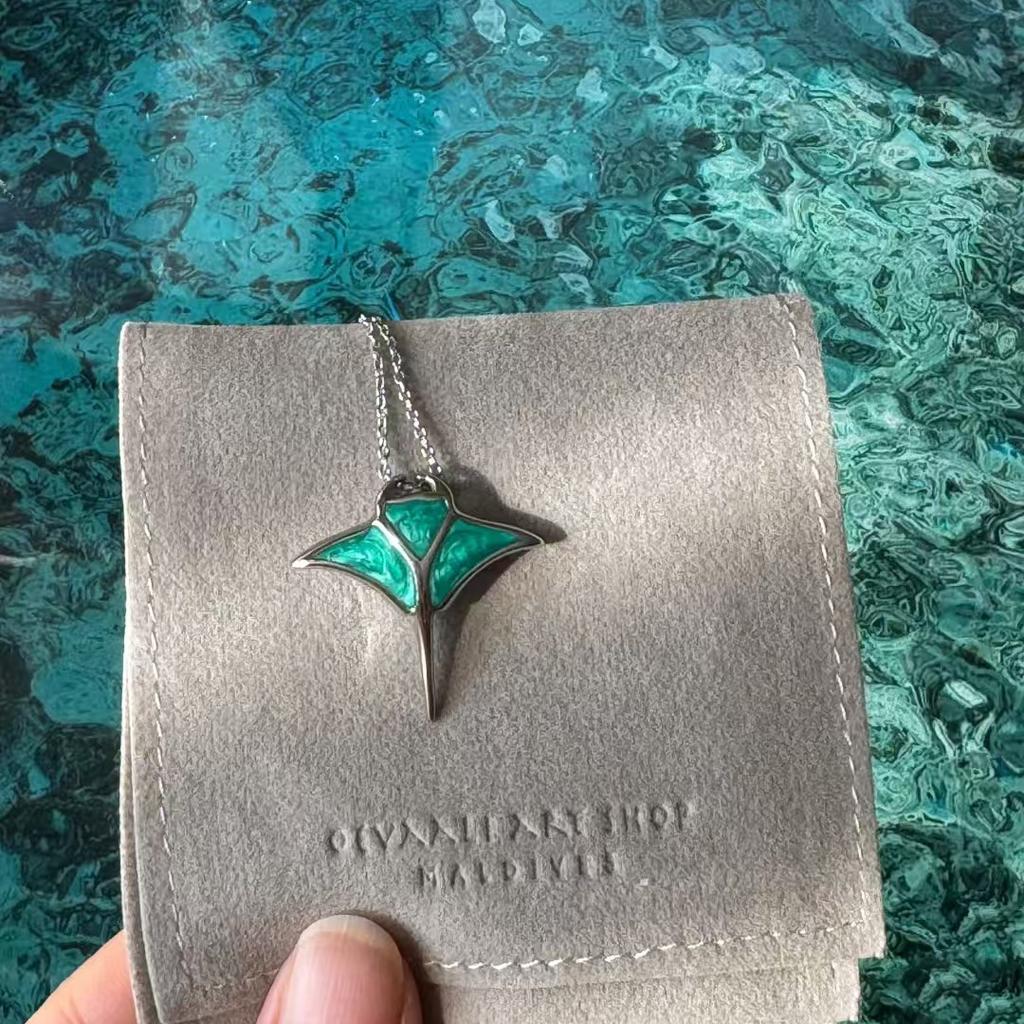 Ozeanblau Rochen Hammerhai Halskette für Damen Modisches Süßes Design Geeignet als Geschenk Täglicher Schmuck