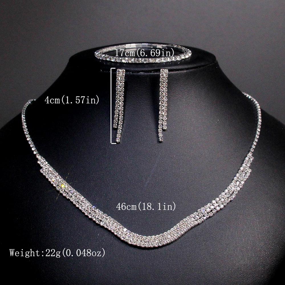 Elegant Rhinestone Tassel Jewelry Set: Necklace, Earrings, Bracelet – Perfect for Bridal or Banquet Wear