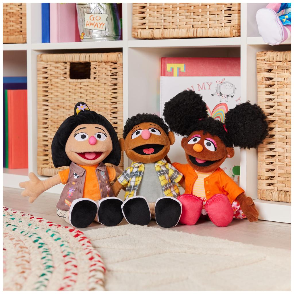 GUND Sesame Street Jiyeon 6067316