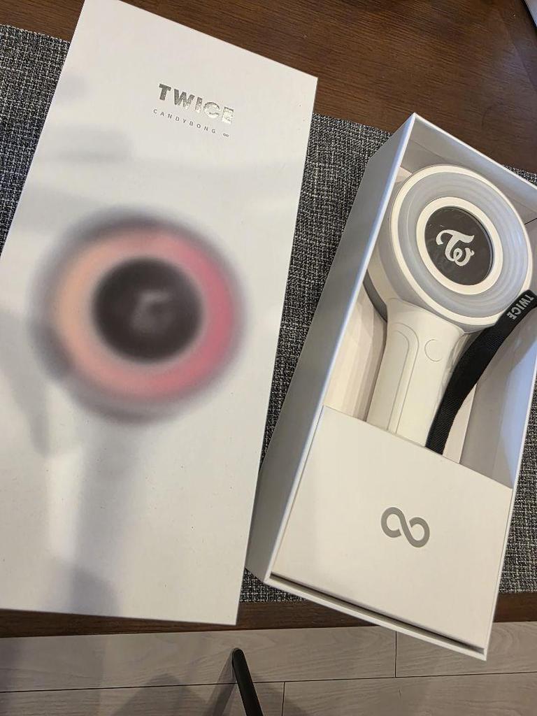[USED] TWICE White Light Stick