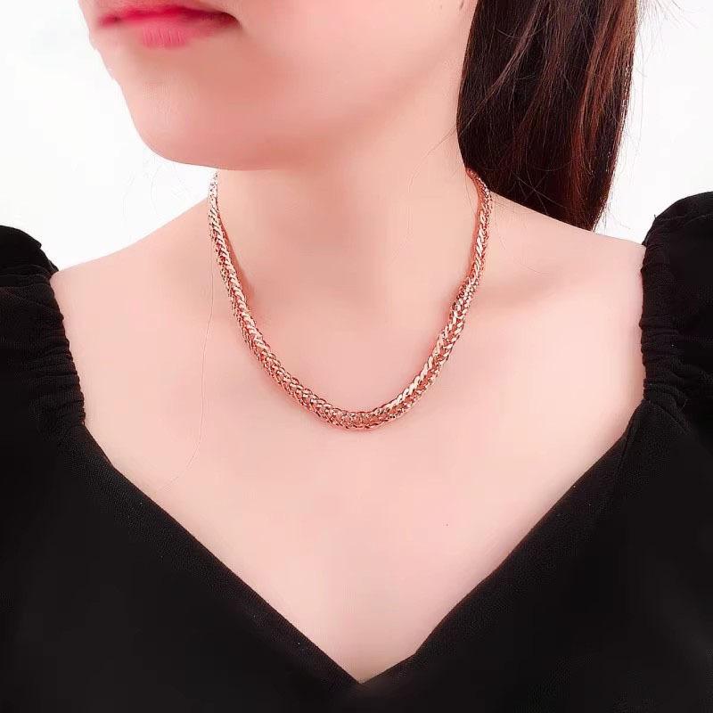 Purple Gold Luxury Car Flower Hollow Plate Chain Rose Gold Plated Plate Chain Men And Women Same Necklace