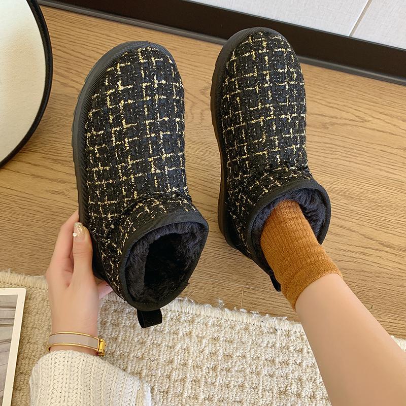 New Snow Boot Style Short Mini Winter Sheepskin Boots Women Plaid  Natural Wool Ankle Boots Fur Lined Ankle Warm Flat Shoes D196