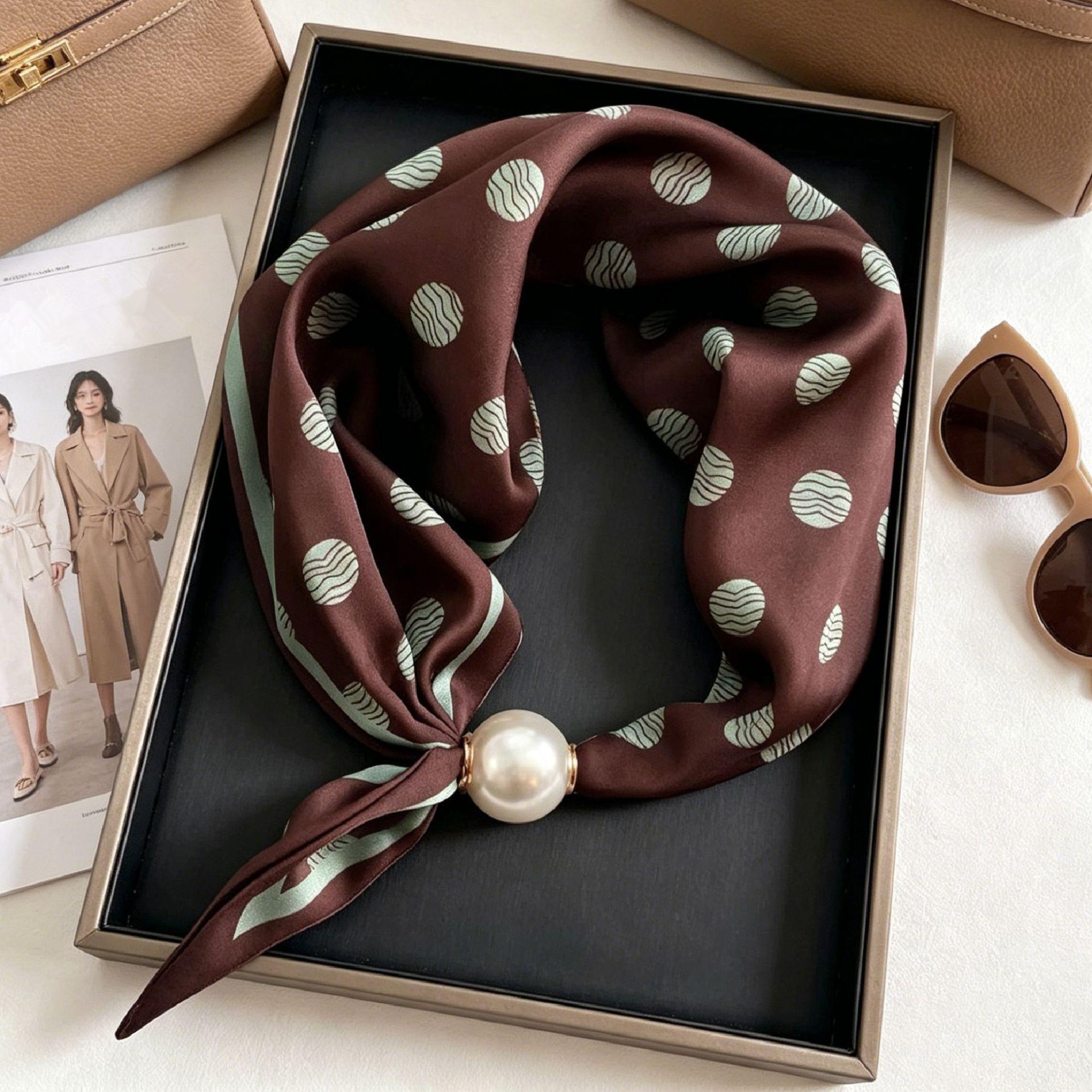 Luxe Zomer Dun Parel Vrouwen Zijden Sjaal Magnetische Gesp Lui Sjaal Meisjes Zoet Elegant Hanger Sleutelbeen Ketting Nek Sjaals 47X13cm brown