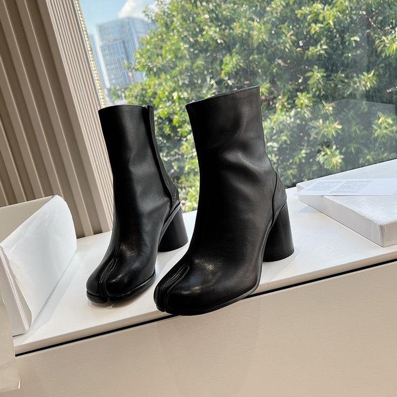 Mada 2026 Rudens Žiemos Minkštos Odos Skeltas Pirštas Tabi Moteriški Auliukiniai Batai Mada Užtrauktukas Storas Aukštas Kulnas Chelsea Grubūs Batai Trumpi Auliukiniai