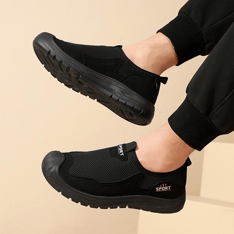 Open-cell Breathable Men's Shoes, Holey Shoes, Sporty Casual Shoes with Anti-slip Properties