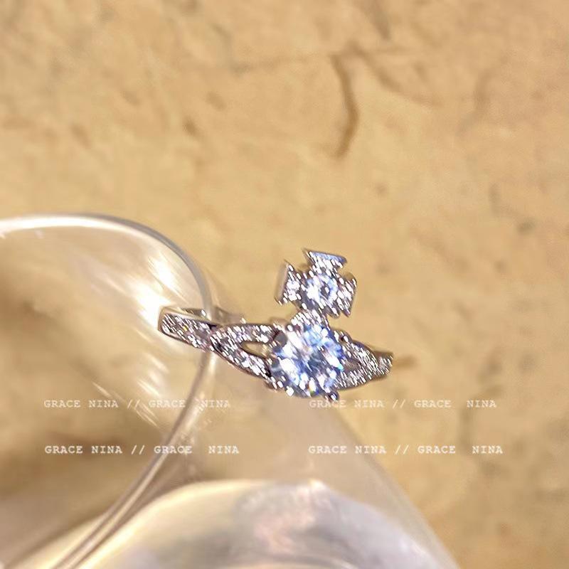 Niche Design Butterfly and Snake Rings: Stylish High-End Jewelry Set for Trendy Girls