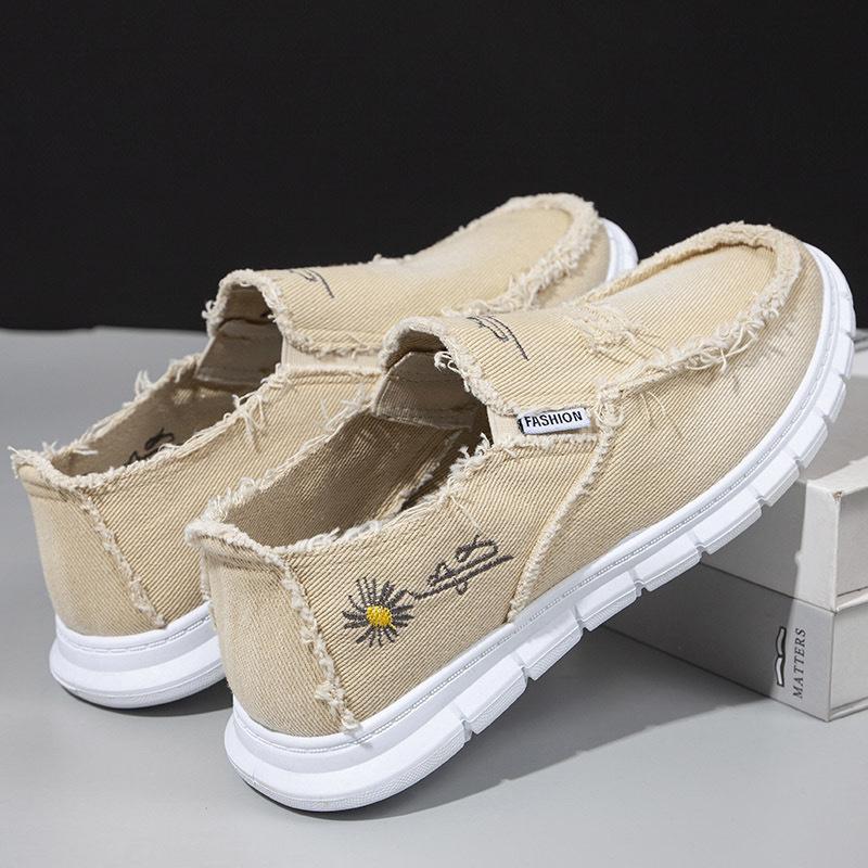Canvas Shoes for Men Summer New Original Daisy Embroidery Men Casual Shoes Lightweight Breathable Flat Sneaker Zapatos De Hombre