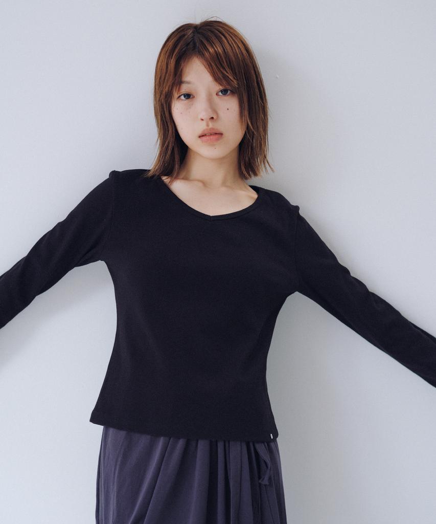 Ohesio Basic Ribbed V-Neck Long Sleeve, Black