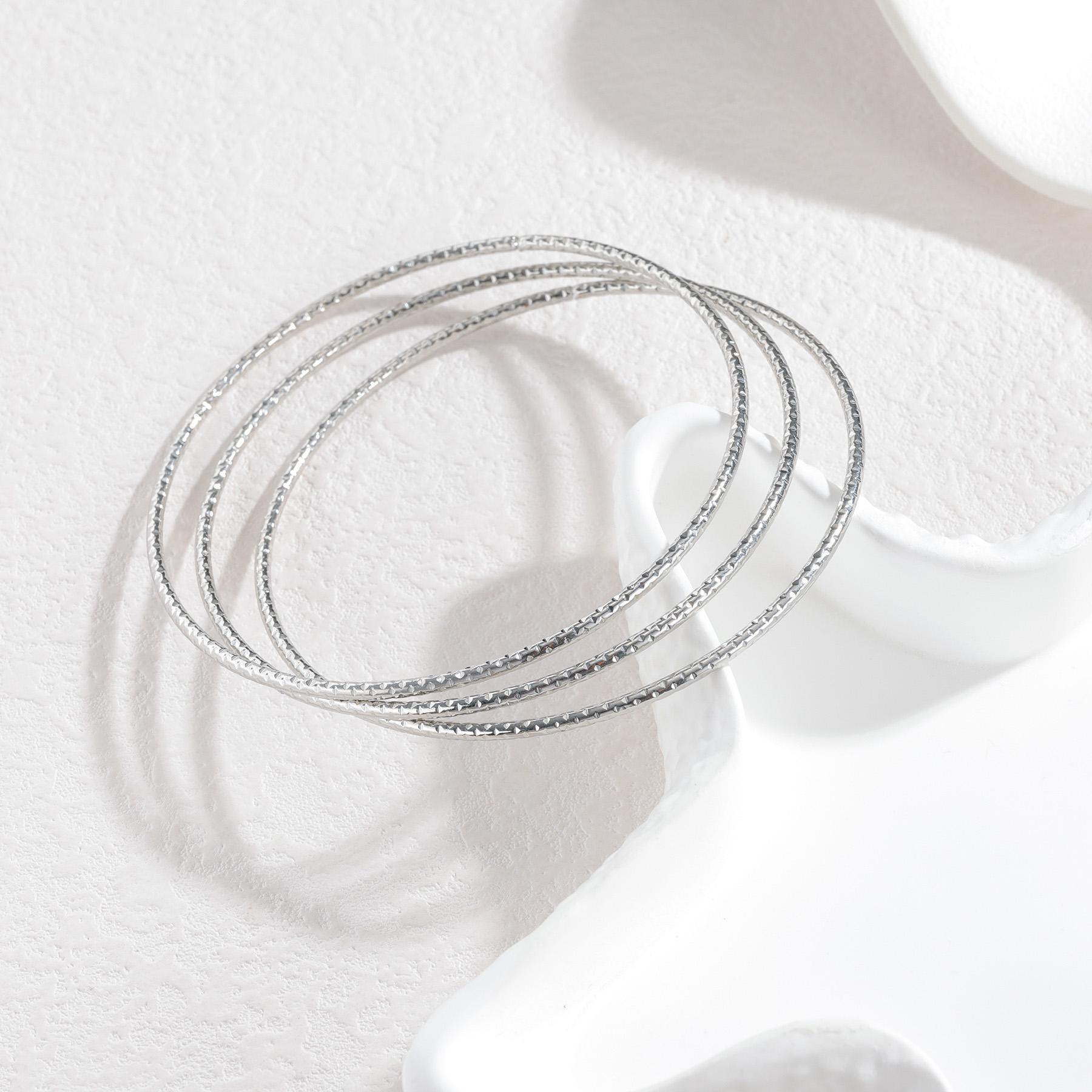 

Atoztide Stainless Steel 3 Pieces /Set Simple Bracelet for Women Girls Plain Circle Bangle Christmas Jewelry Gift Accessories