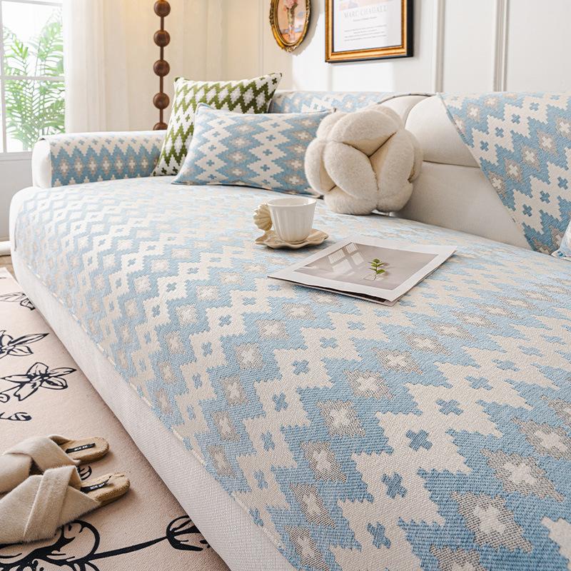 

Кожаная подушка для дивана универсальна в любое время года, легкая роскошь и ощущение высокого класса, новый летний нескользящий чехол на подушку сиденья, накидка, полотенце 2025 30 * 50 waist pillowcase