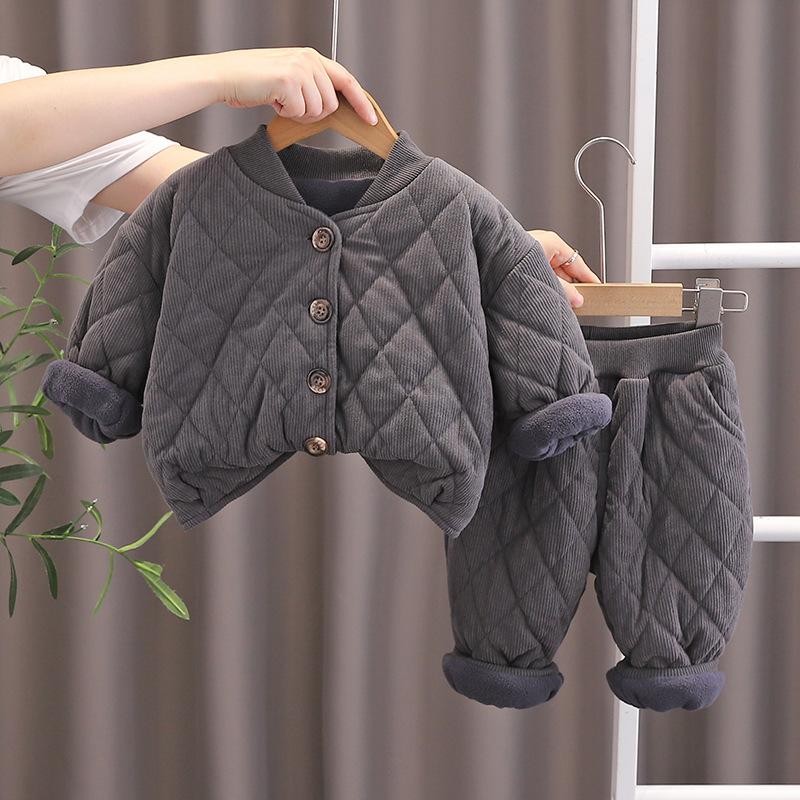 Autumn and Winter New Kids' Clothing Lightweight Homewear Outdoor Two-piece Set for Boys, Cozy Winter Outfit for Babies