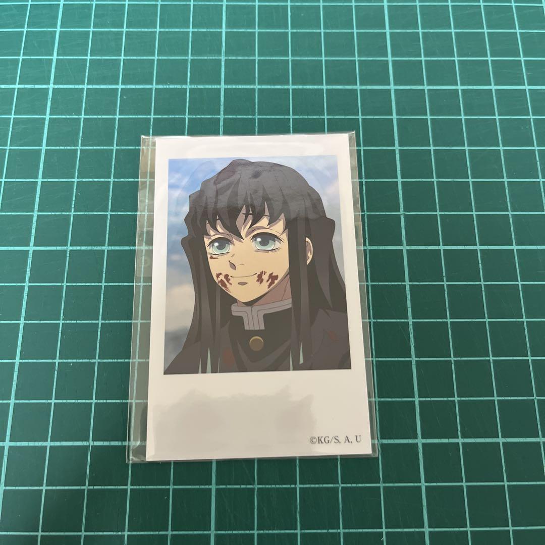 

[ИСПОЛЬЗОВАН] Убийца демонов: Клинок, рассекающий демонов Токито Муичиро Бромид в стиле Instax Обычный