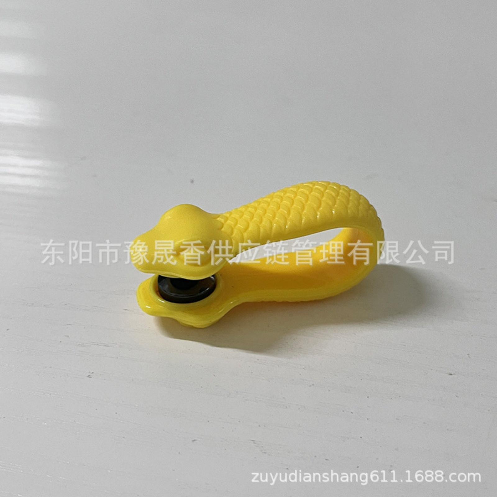 Mini Acupressure Clip for Hegu Point Snake Shape Meridian Massage Tool Finger Pressure Massager for Hand and Wrist Relief One Size жёлтый