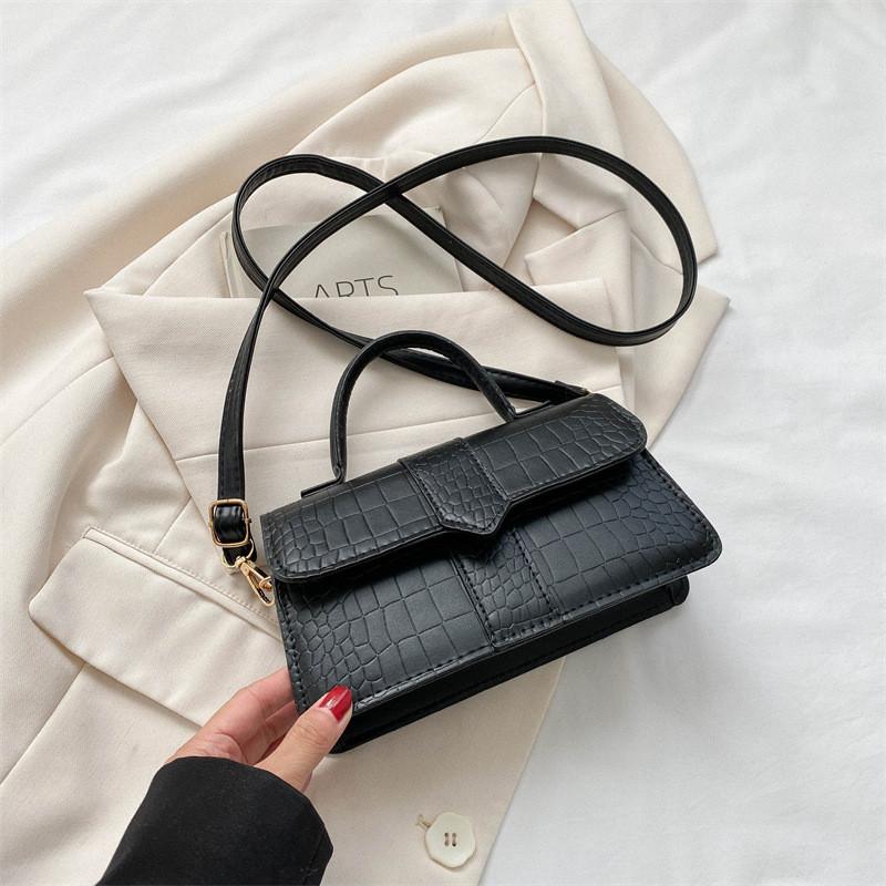 Chic Retro Style Casual Shoulder Crossbody Bag For Women Perfect For Everyday Use