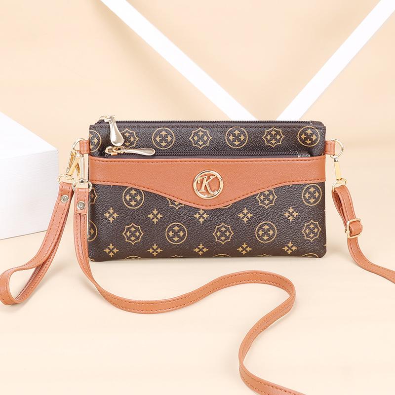 Middle-aged bag women's new fashionable atmospheric shoulder bag versatile messenger bag women's mother-in-law small backpack