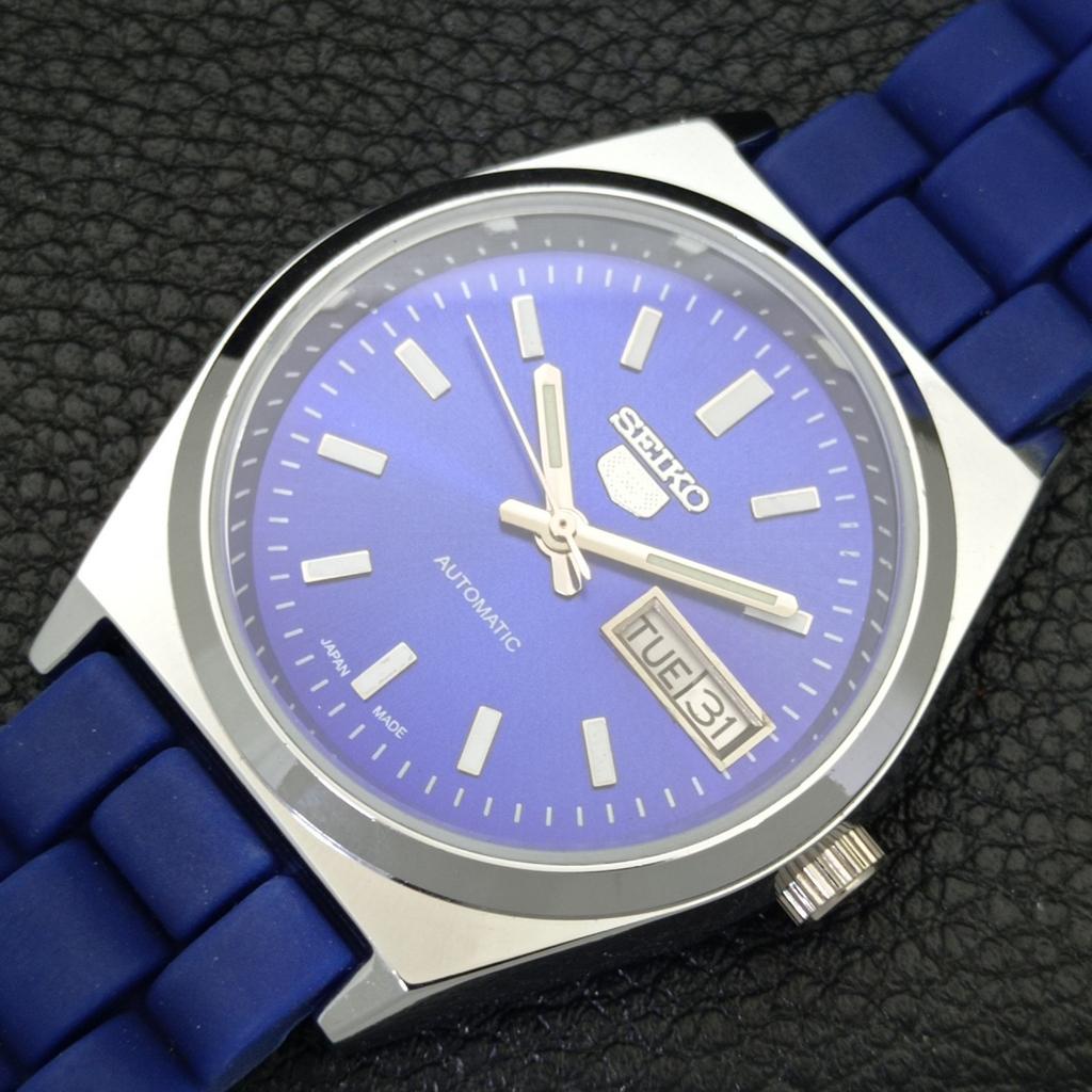 AUTOMATIC VINTAGE SEIKO 5 REFURBISHED JAPAN MENS BLUE COLOR DIAL WATCH a440660-4 Sk-a440660