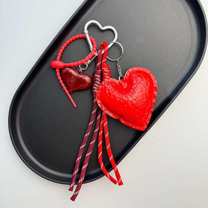Yogodlns Trendy Faux Leather Heart Keychain Delicate Heart Bag Pendant Ornament Decoration For Charm Gift