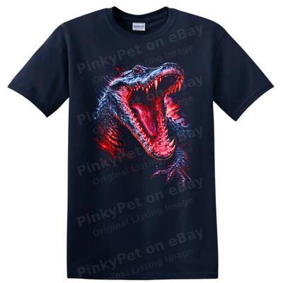 Camiseta Gráfica Vibrante de Dinossauro Rugindo Camiseta Artística de Criatura Colorida