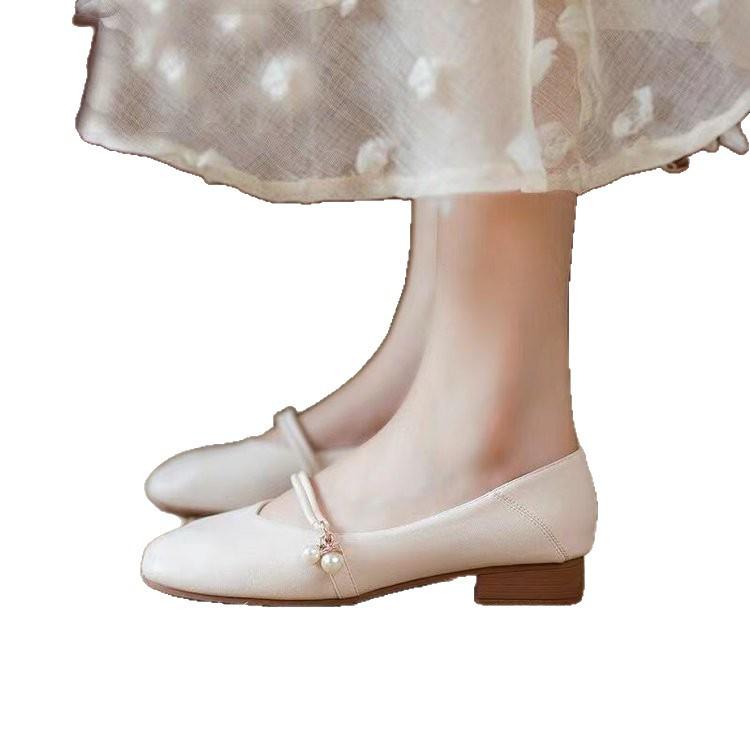New French Mary Jane soft leather women's shoes leather shoes 2025 autumn and winter fashion square head soft sole temperament shallow mouth single sh