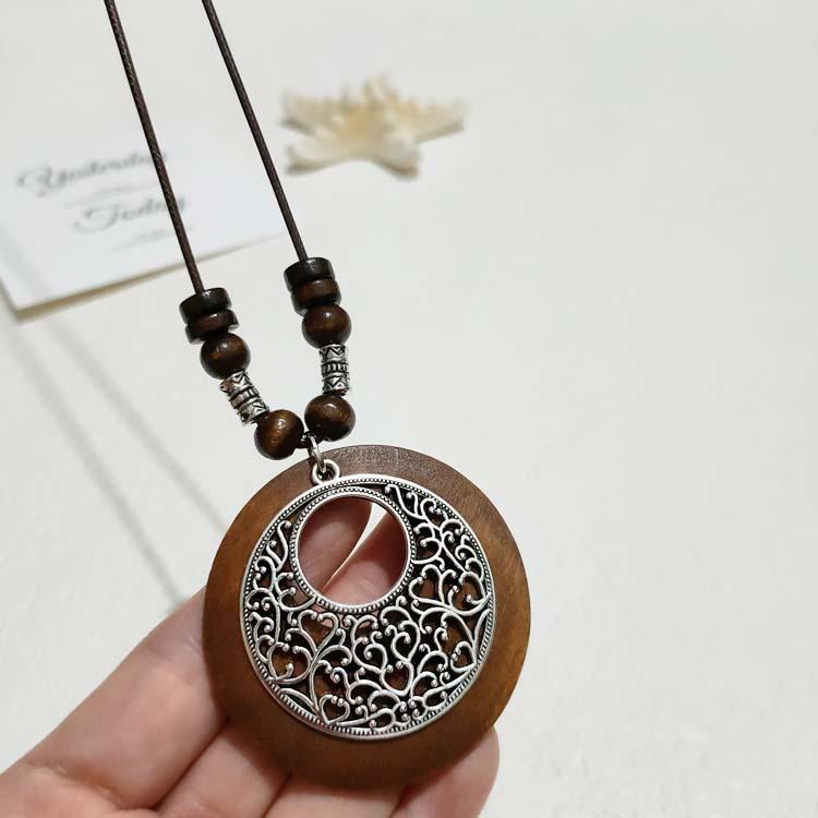 New Chinese Retro Zen Leather Rope Necklace Autumn and Winter Bohemian Ethnic Wind Leaf Long Sweater Chain