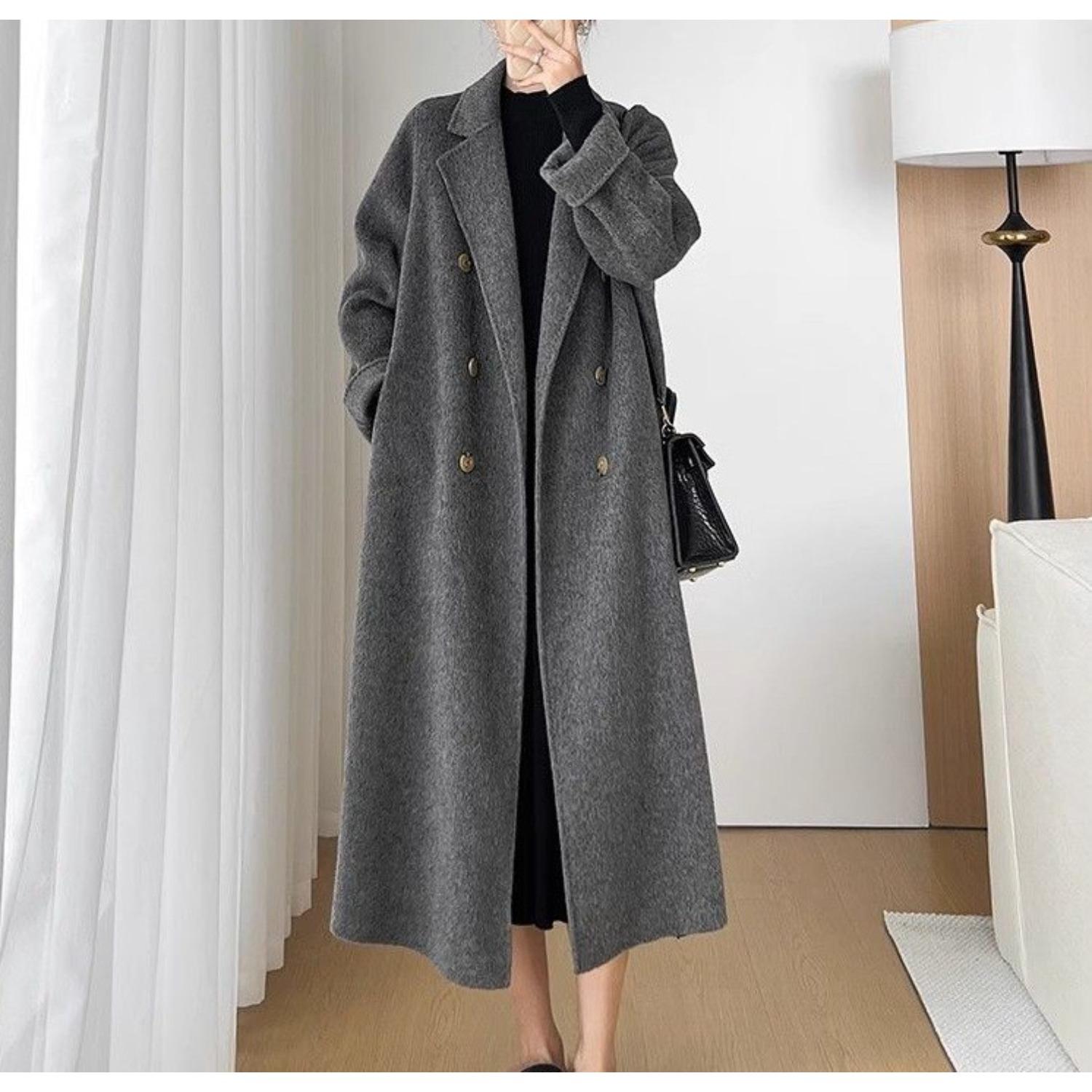 Women`s Plus Size Turn Down Collar