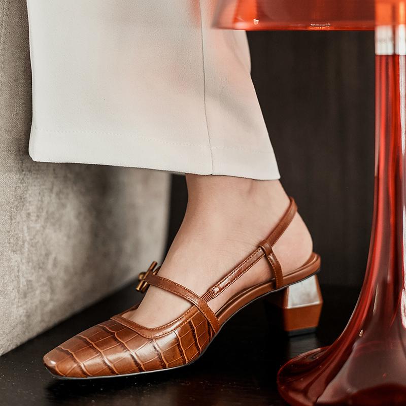 Spring /Summer New Genuine Leather Women Shoes Square Toe Buckle Strap Pumps Women Sandals Mary Jane Women Chunky Heels