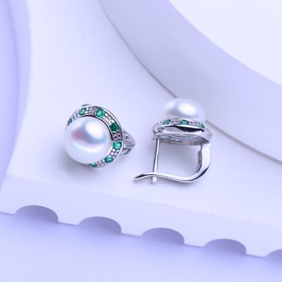 Boucles d'oreilles à Clip en zircone cubique verte, naturelles d'eau douce, blanches, en perles pour femmes, à la mode