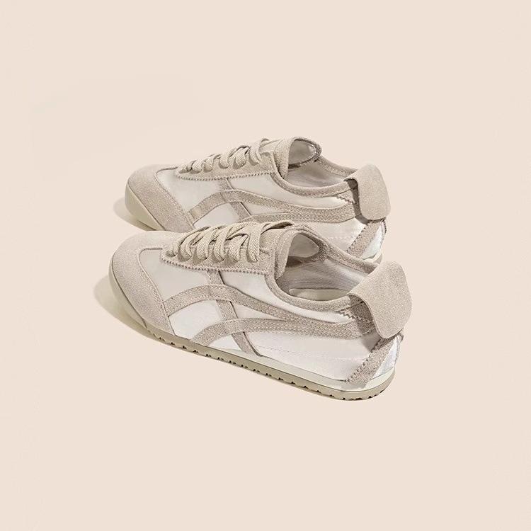 Soft leather retro German training shoes women's 2025 spring new thick-soled color matching lace-up versatile casual shoes sports Forrest Gump shoes