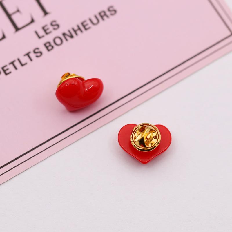 

Customizable Red Heart Brooch for Clothes, Bags, Shoes, and Hats