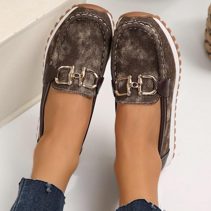 Large size metal buckle platform single shoes autumn new fashionable versatile metal buckle casual single shoes