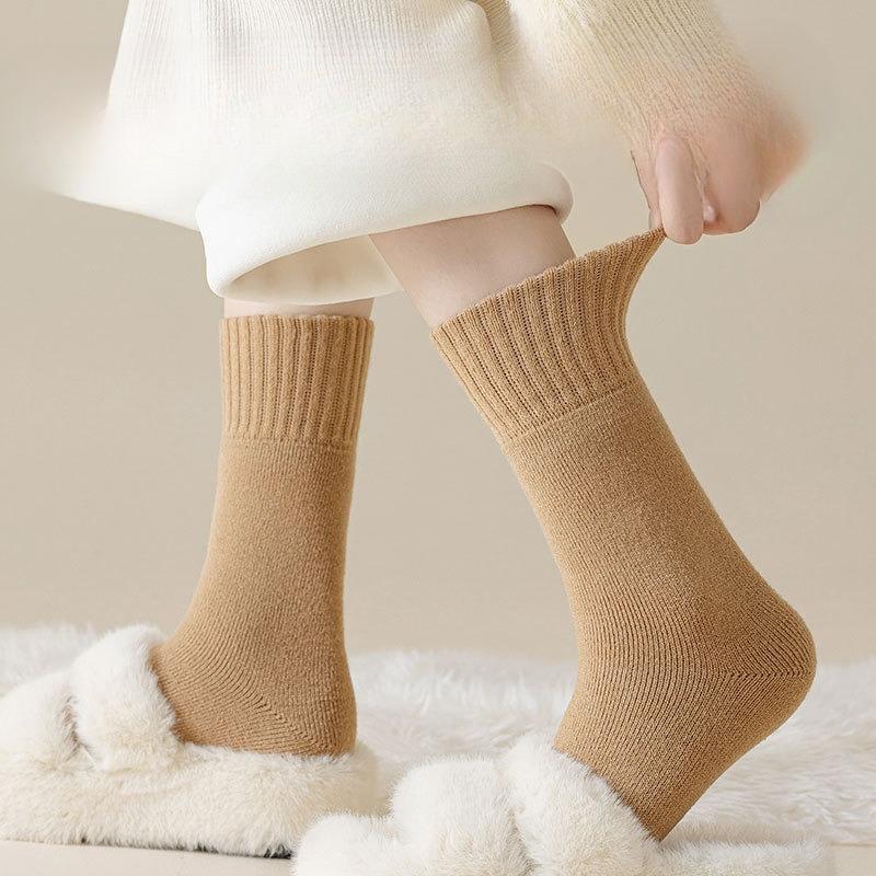 Extended and Thickened Cashmere Socks for Women and The Elderly To Keep Warm In Autumn and Winter. Woolen and Fleece Sleeping Socks