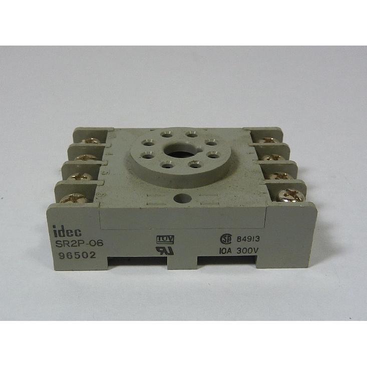 IDEC SR2P-06 10 AMP, 300 V, DIN Mount/Screw Terminal, OCTAL, Socket