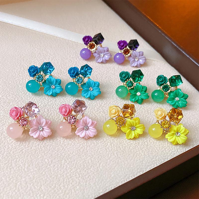 Fashion Retro Elegant Exquisite Crystal Flower Stud Earrings For Woman Light Luxury Temperament Y2K Jewelry Wedding Party Gift