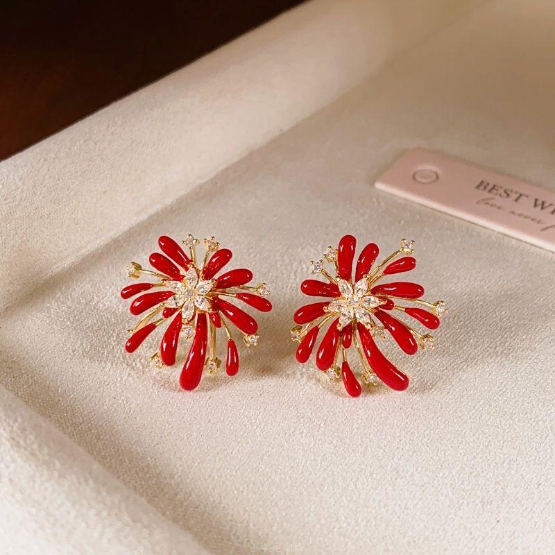 French retro Hong Kong style red geometric resin earrings stud earrings personality temperament earrings women