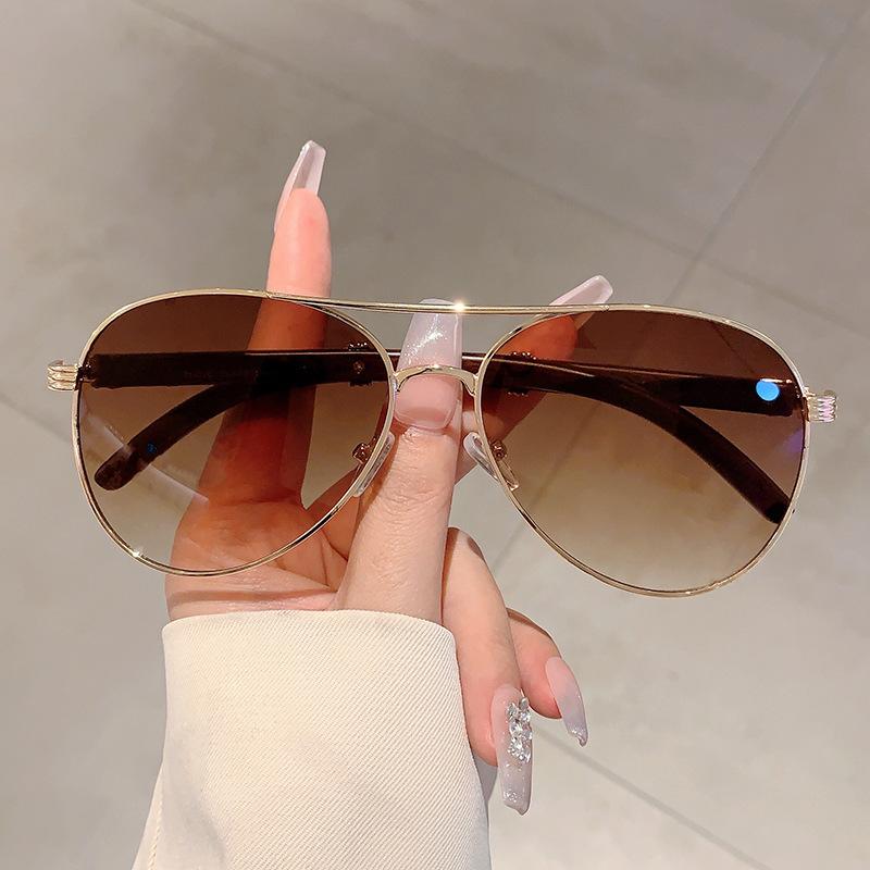 Classic Pilot Sunglasses Women For Men Male  Vintage Sun Glasses Luxury Brand Designer Punk Popular Metal Driving Shades