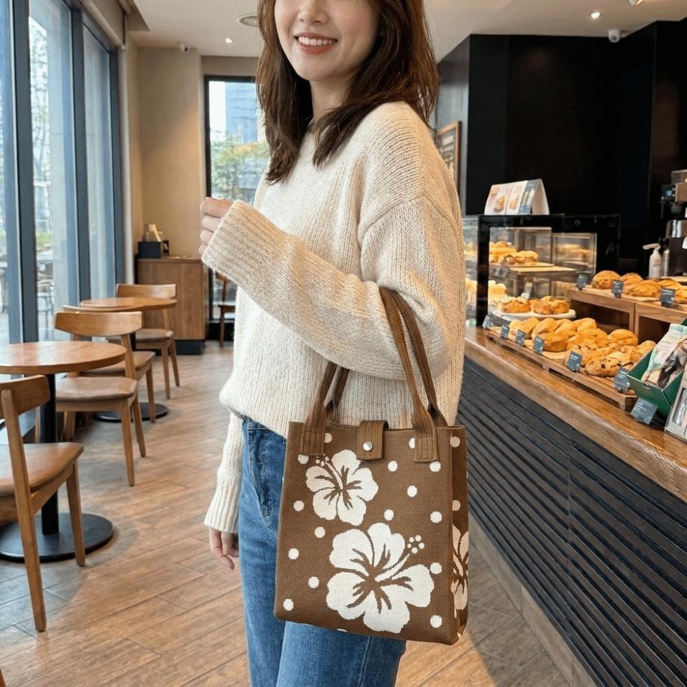Large Capacity Cartoon Tote Bag Lightweight Handheld Bag Knitted Bucket Handbag Casual Use