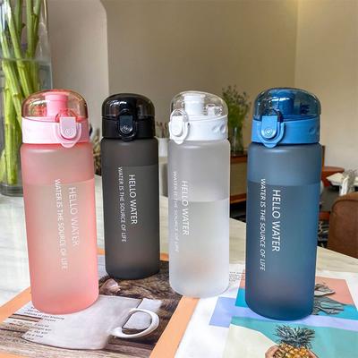 Bottiglia d'acqua portatile da 780 ml per bere una tazza di tè Forniture per campeggio sportivo all'aperto