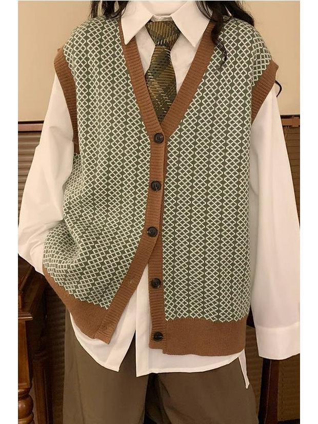 Women's Japanese-Style Green Plaid Sleeveless Cardigan: Retro Spring/Autumn Casual Vest